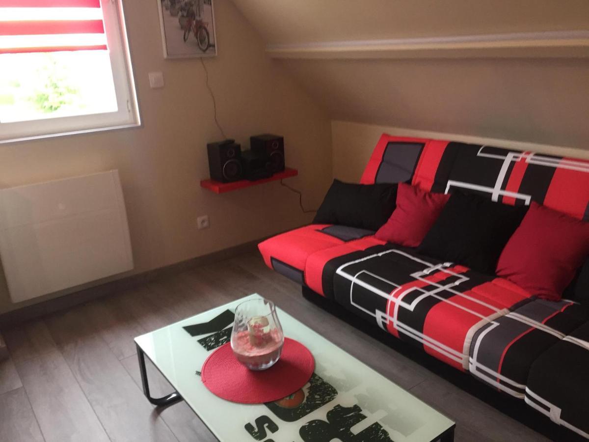 Chez Claudine Apartment Favieres  ภายนอก รูปภาพ
